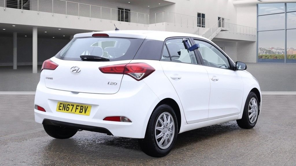 Used Hyundai i20 2018 for sale - 76417903: Photo 4