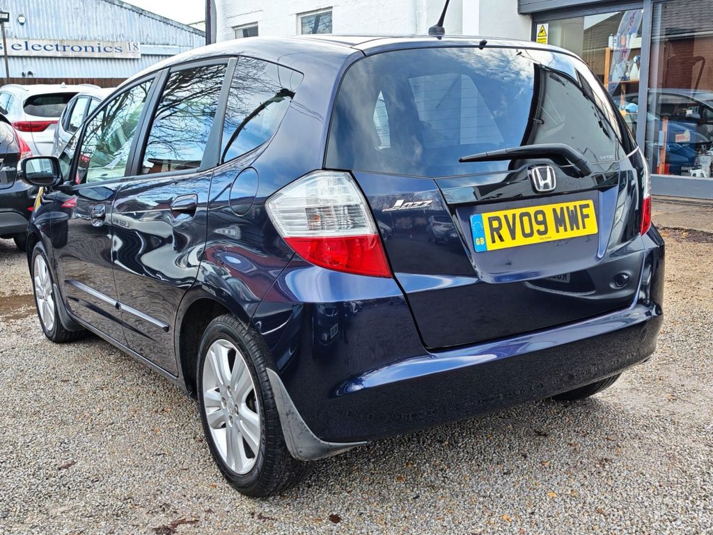 Used Honda Jazz 2009 for sale - 76848083: Photo 5