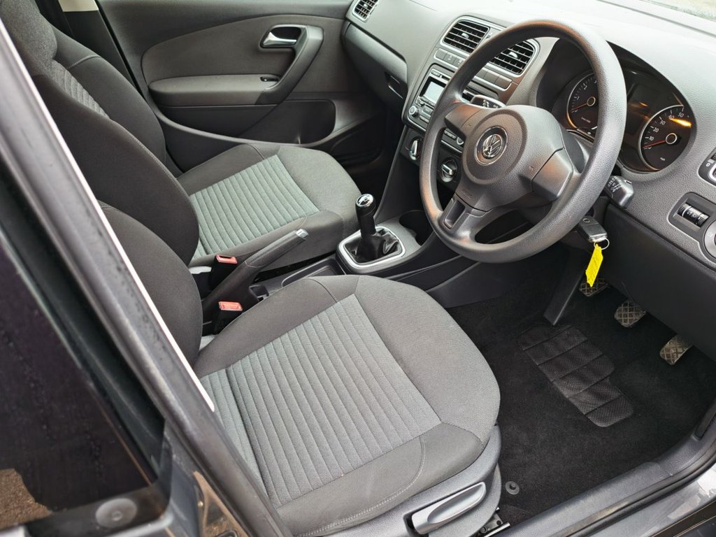 Used Volkswagen Polo 2011 for sale - 76985906: Photo 15