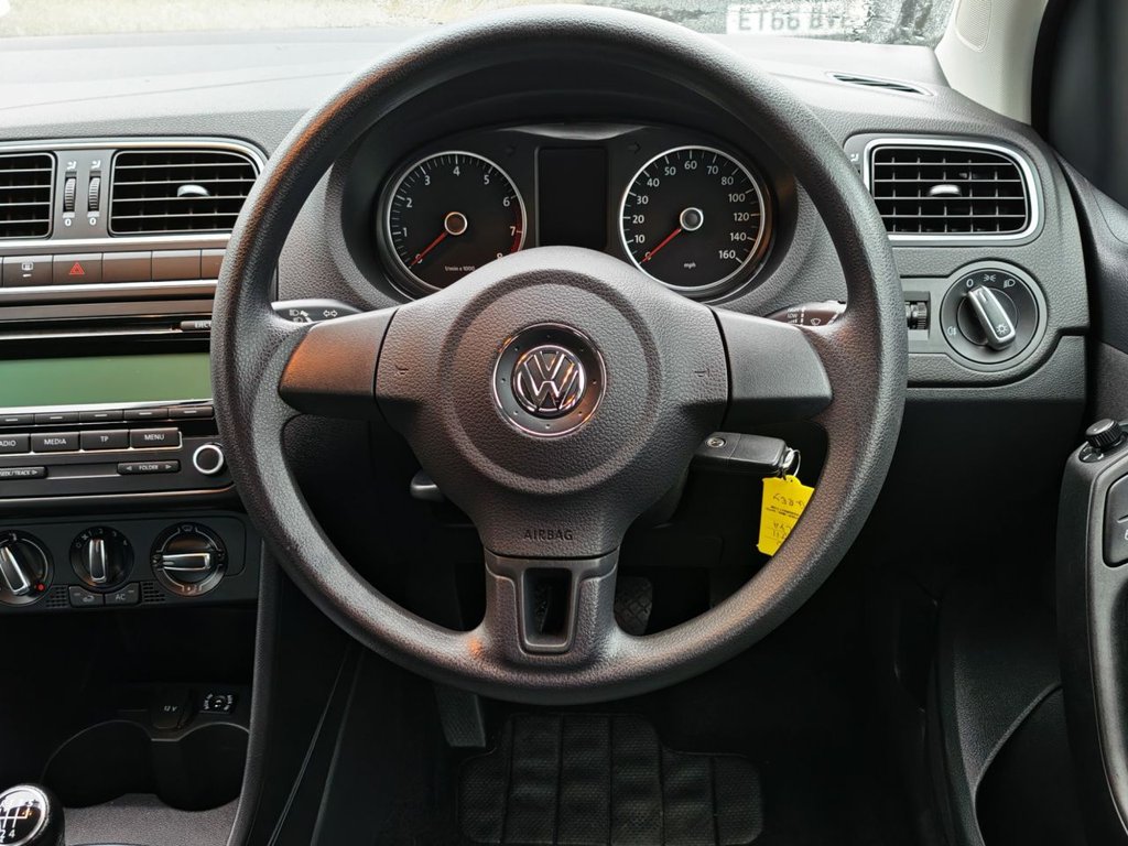 Used Volkswagen Polo 2011 for sale - 76985906: Photo 18
