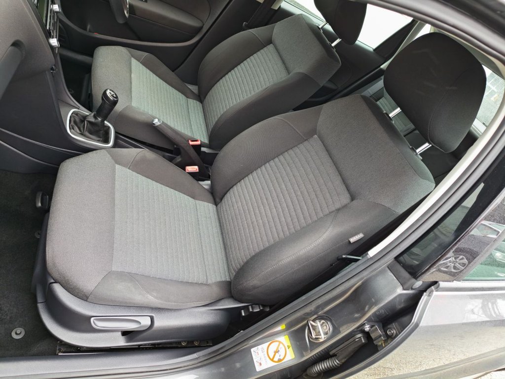 Used Volkswagen Polo 2011 for sale - 76985906: Photo 24