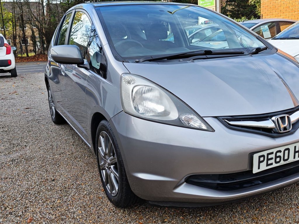Used Honda Jazz 2010 for sale - 76313196: Photo 13
