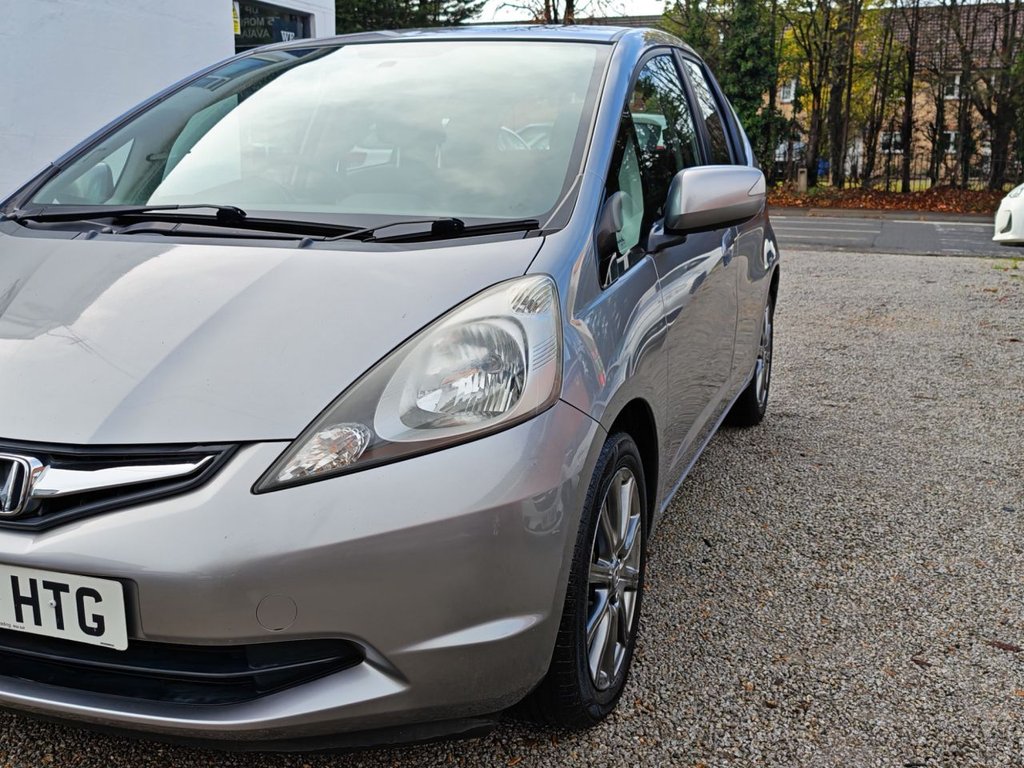 Used Honda Jazz 2010 for sale - 76313196: Photo 14