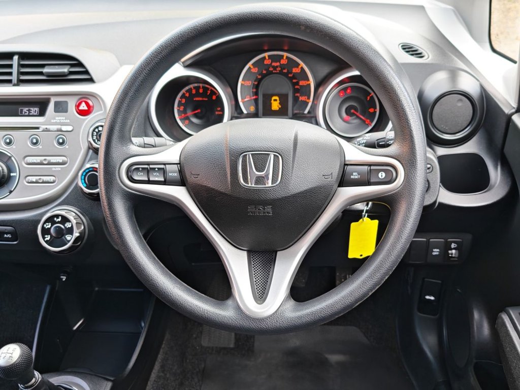 Used Honda Jazz 2010 for sale - 76313196: Photo 18