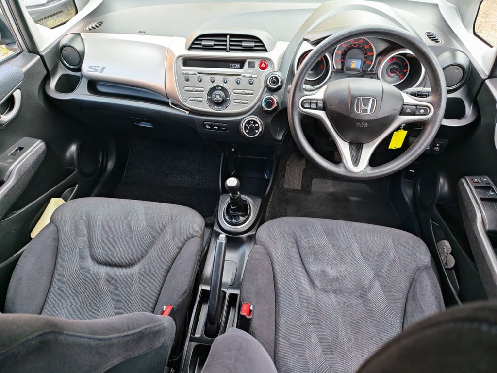 Used Honda Jazz 2010 for sale - 76313196: Photo 19