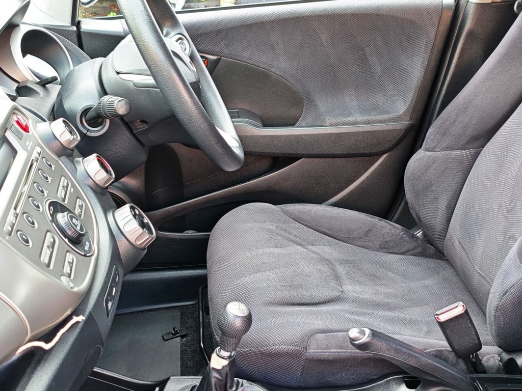 Used Honda Jazz 2010 for sale - 76313196: Photo 25