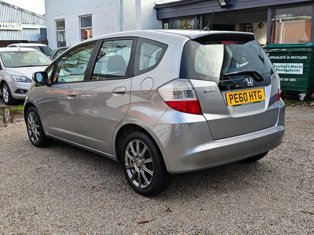 Used Honda Jazz 2010 for sale - 76313196: Photo 5