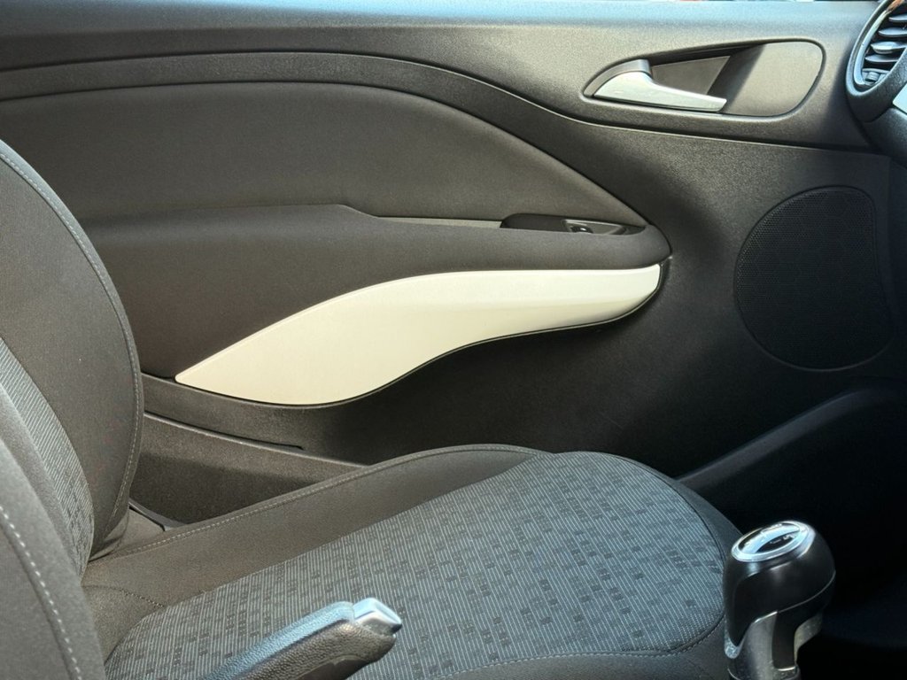 Used Vauxhall ADAM 2015 for sale - 77394662: Photo 17