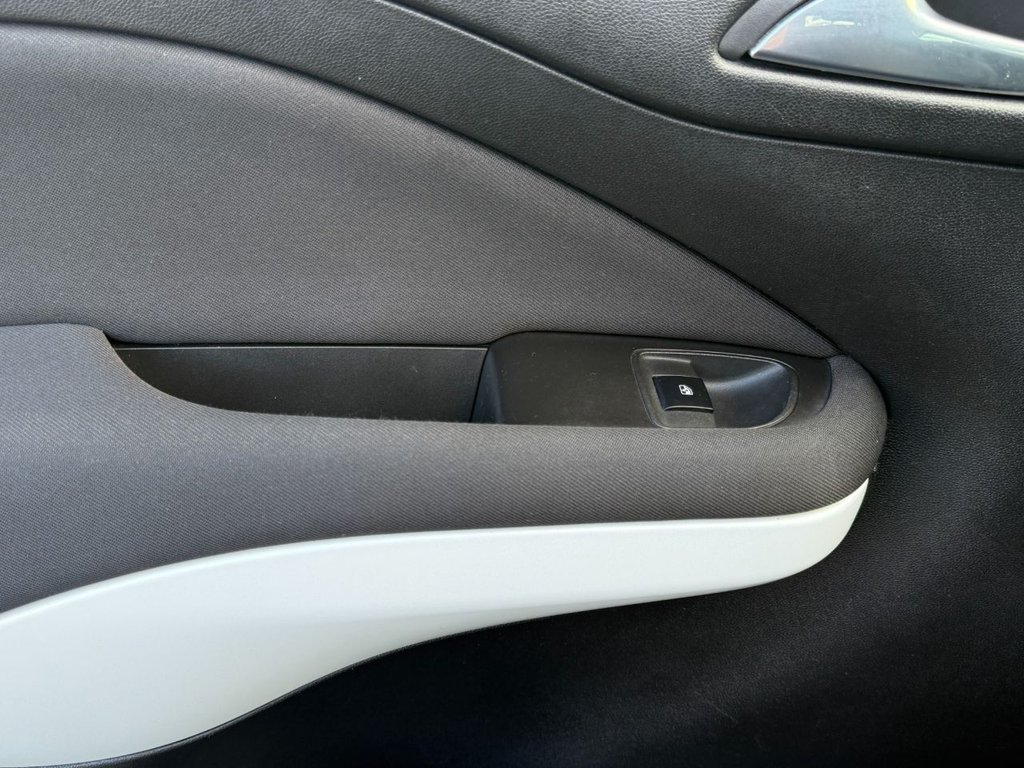 Used Vauxhall ADAM 2015 for sale - 77394662: Photo 23