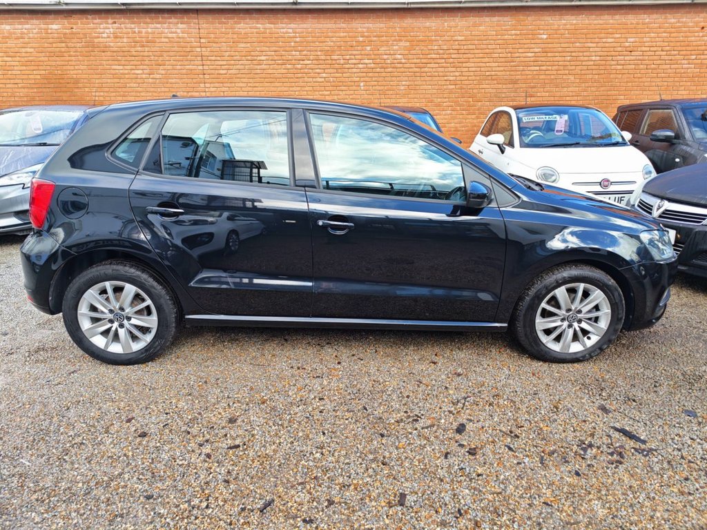 Used Volkswagen Polo 2015 for sale - 77227622: Photo 10