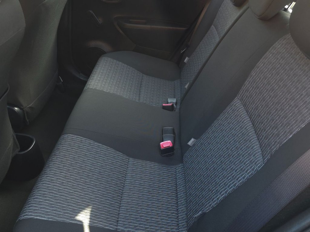 Used Toyota Yaris 2013 for sale - 78172357: Photo 21