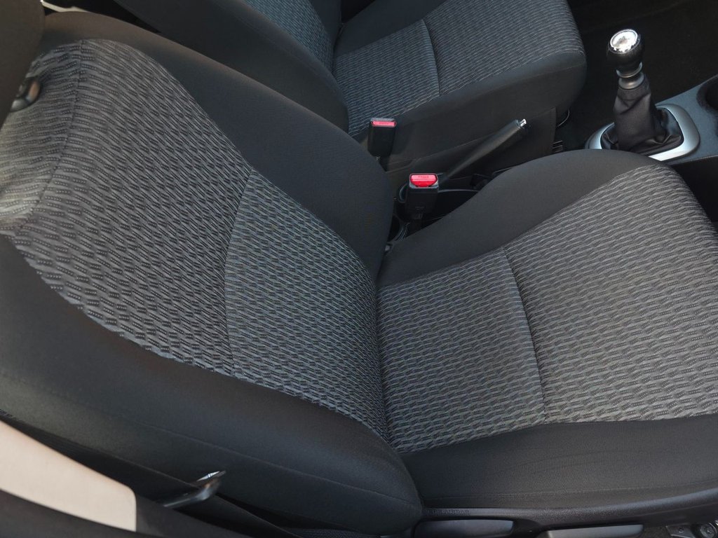 Used Toyota Yaris 2013 for sale - 78172357: Photo 24