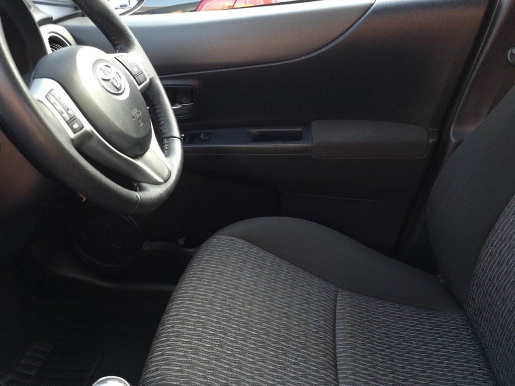 Used Toyota Yaris 2013 for sale - 78172357: Photo 25