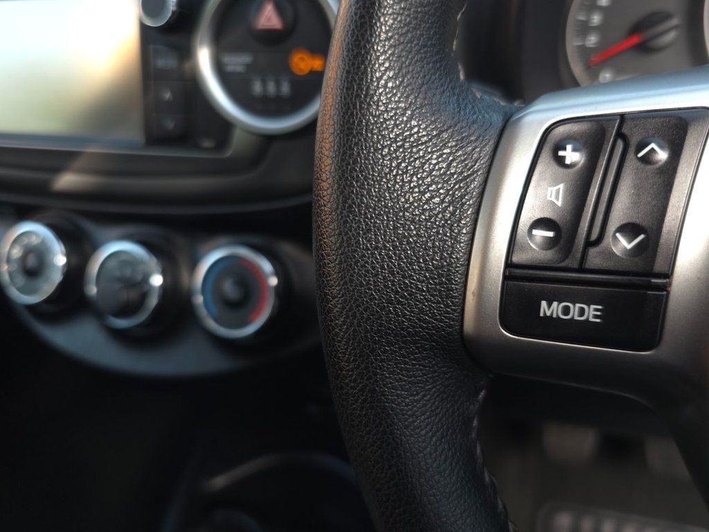 Used Toyota Yaris 2013 for sale - 78172357: Photo 28