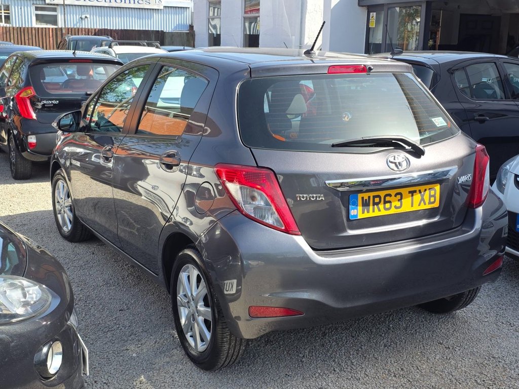 Used Toyota Yaris 2013 for sale - 78172357: Photo 5