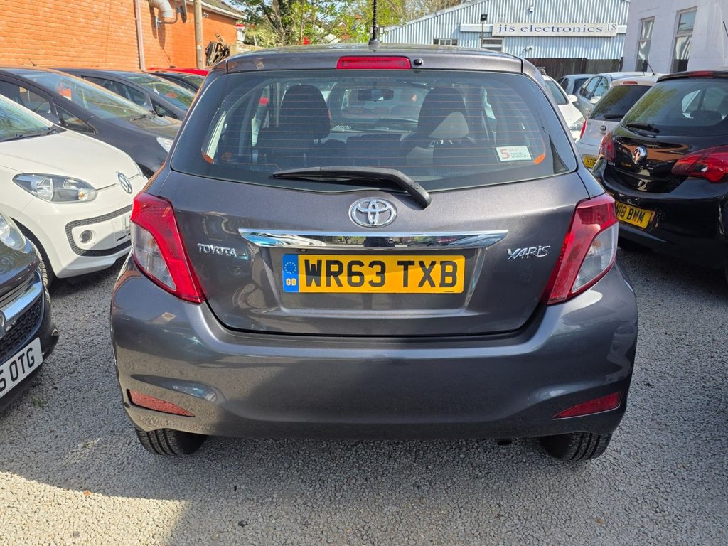 Used Toyota Yaris 2013 for sale - 78172357: Photo 7