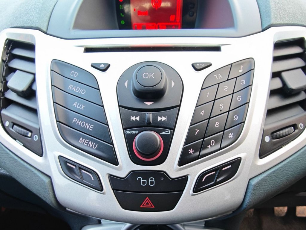 Used Ford Fiesta 2010 for sale - 76851053: Photo 23