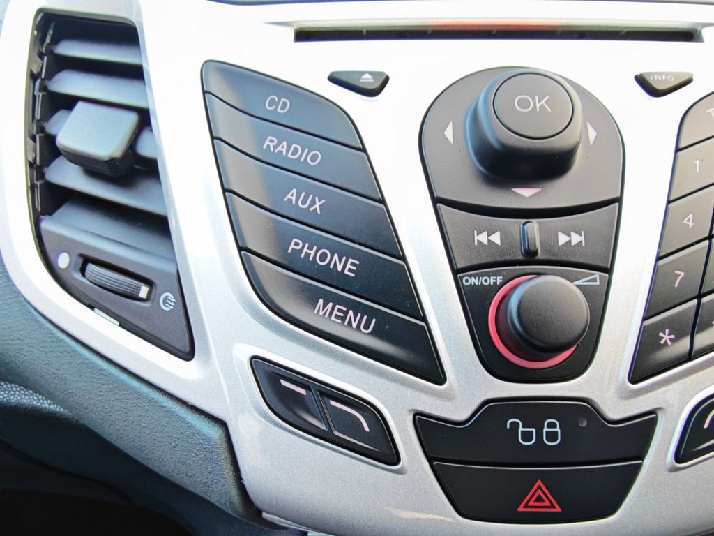 Used Ford Fiesta 2010 for sale - 76851053: Photo 25