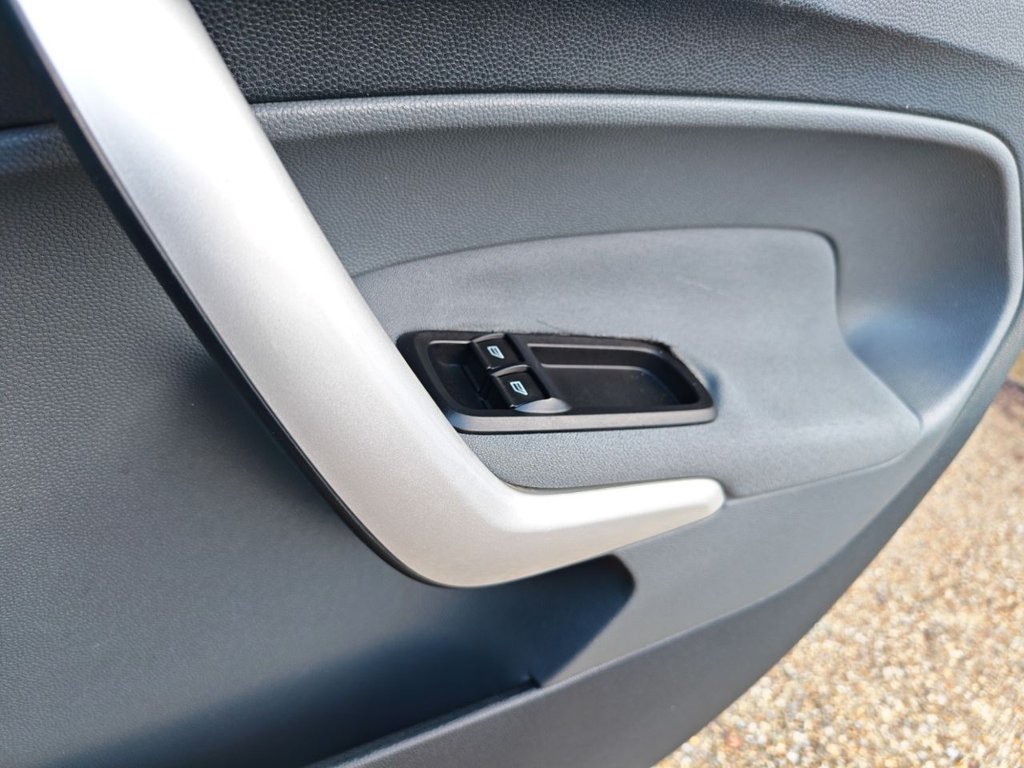 Used Ford Fiesta 2010 for sale - 76851053: Photo 29