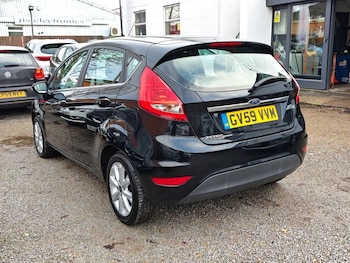 Used Ford Fiesta 2010 for sale - 76851053: Photo