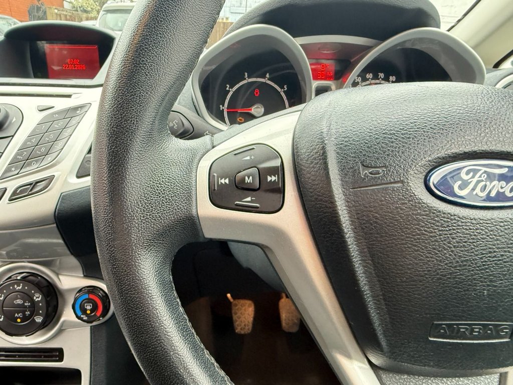 Used Ford Fiesta 2011 for sale - 77288128: Photo 27