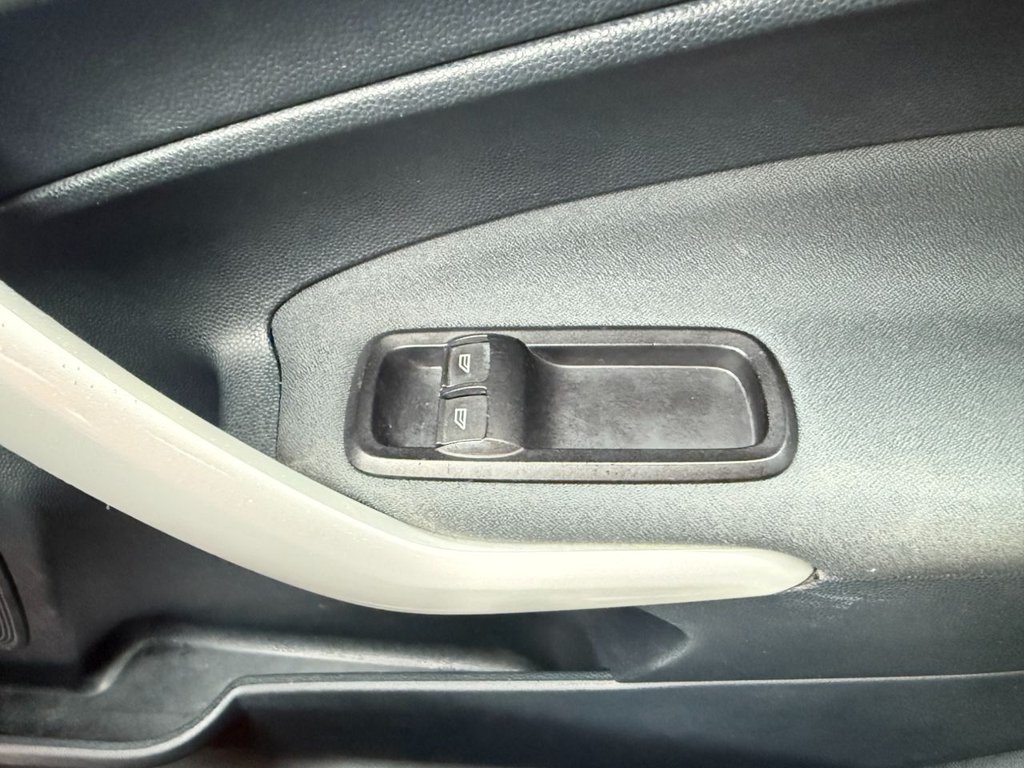 Used Ford Fiesta 2011 for sale - 77288128: Photo 29