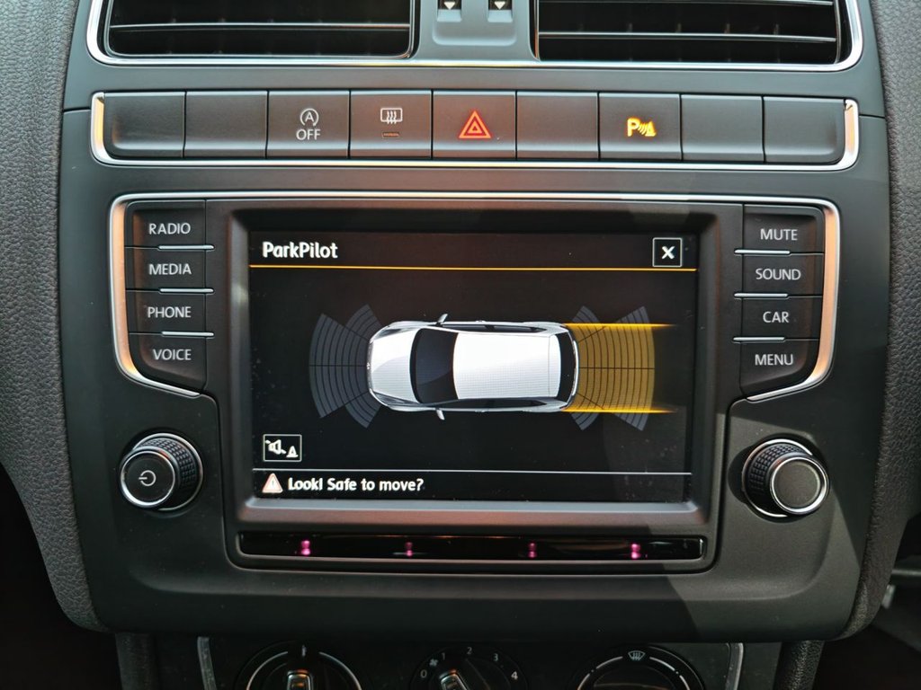 Used Volkswagen Polo 2016 for sale - 76851068: Photo 30