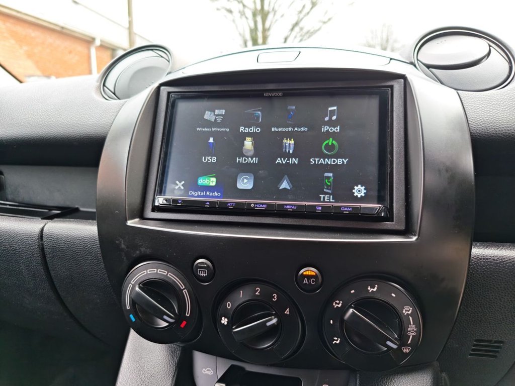 Used Mazda Mazda2 2010 for sale - 77231974: Photo 27