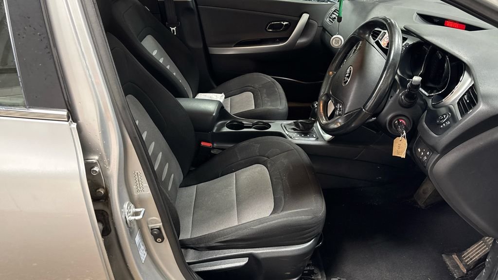 Used Kia Ceed 2013 for sale - 78102654: Photo 9