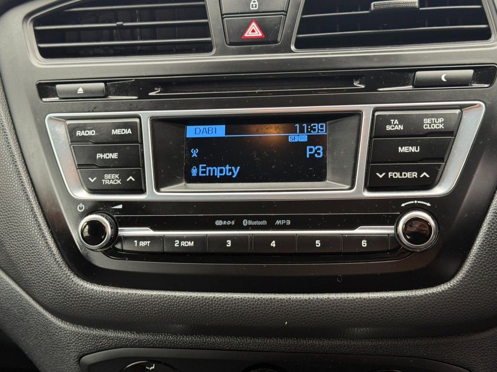 Used Hyundai i20 2016 for sale - 76725025: Photo 30