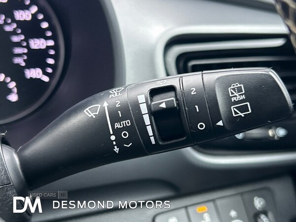 Used Kia Stonic 2018 for sale - 77306786: Photo 38