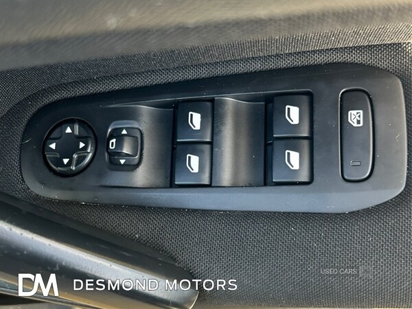 Used Peugeot 308 2015 for sale - 77204767: Photo 27