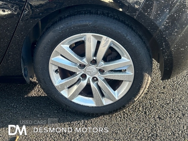 Used Peugeot 308 2015 for sale - 77626494: Photo 17