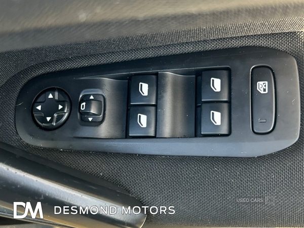 Used Peugeot 308 2015 for sale - 77626494: Photo 27