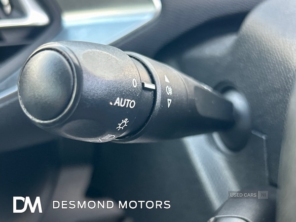 Used Peugeot 308 2015 for sale - 77626494: Photo 35