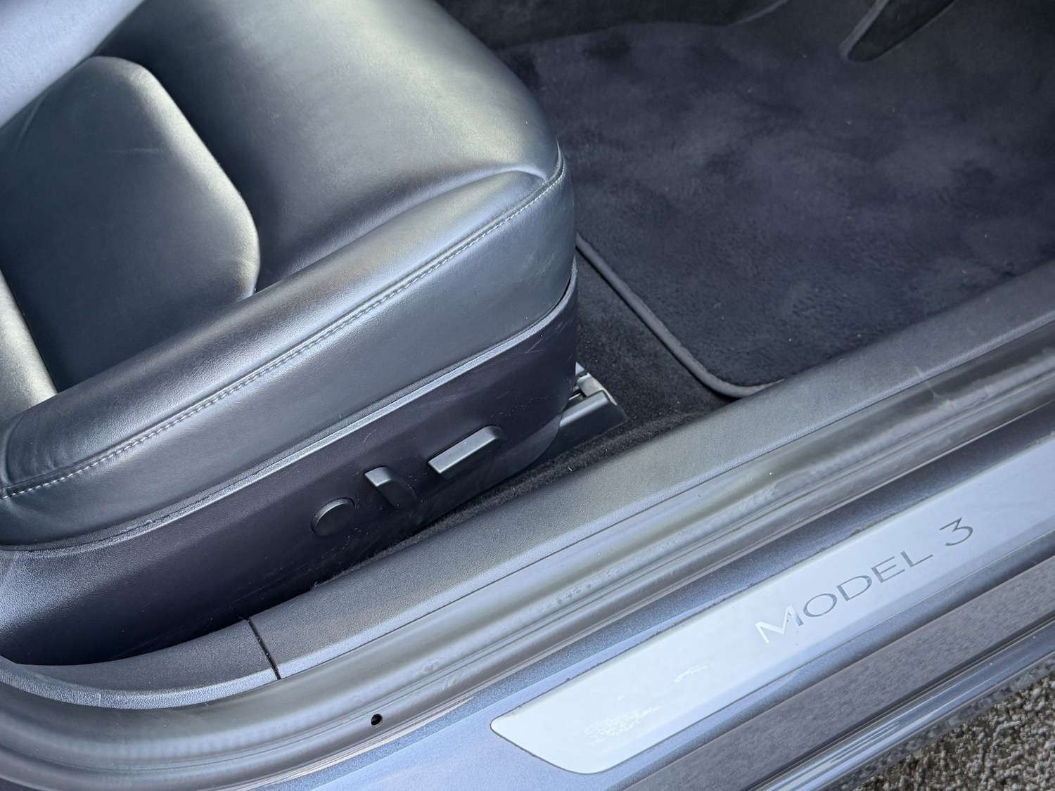 Used Tesla Model 3 2019 for sale - 77558600: Photo 12