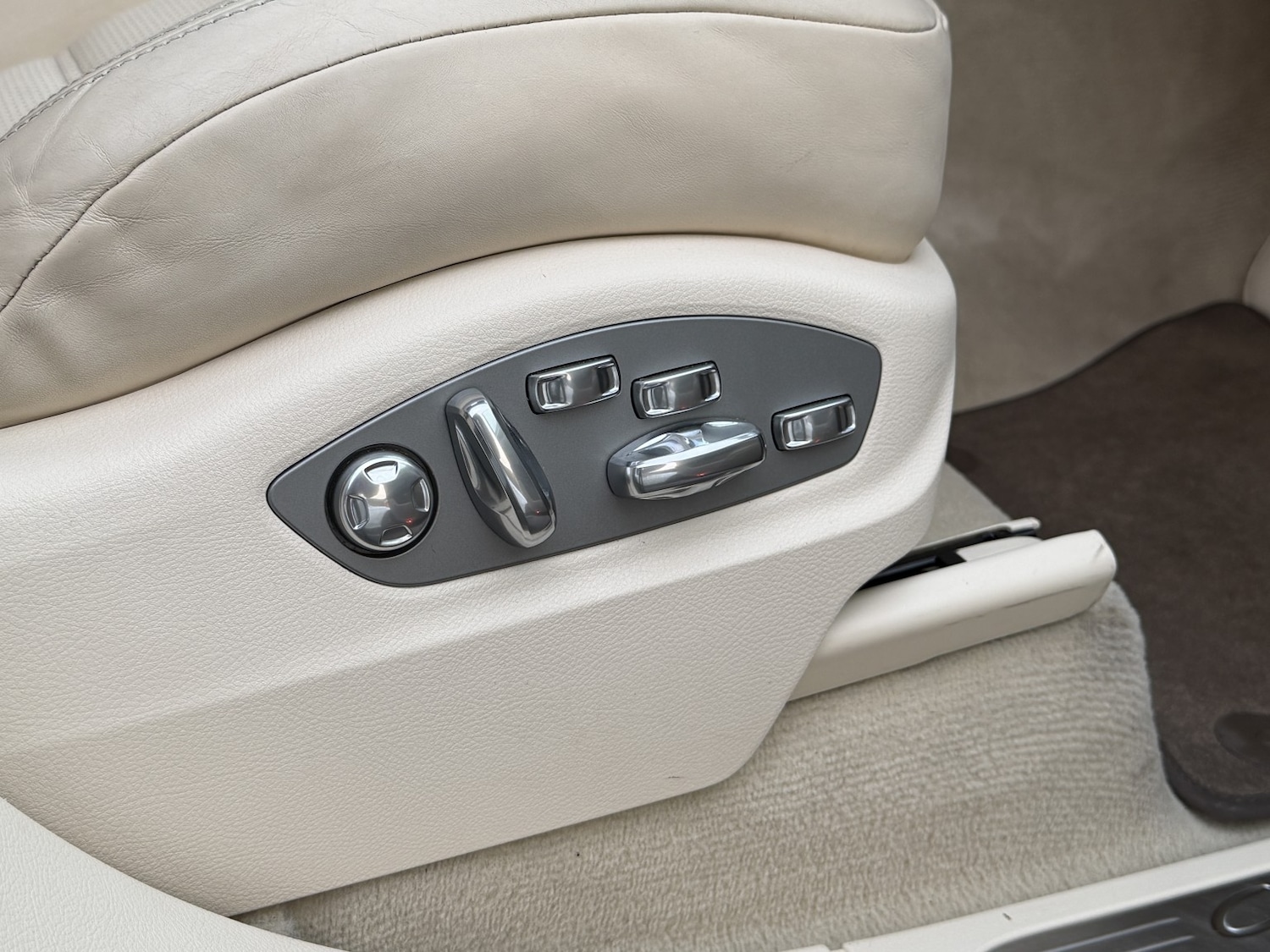 Used Porsche Cayenne 2013 for sale - 77228201: Photo 15