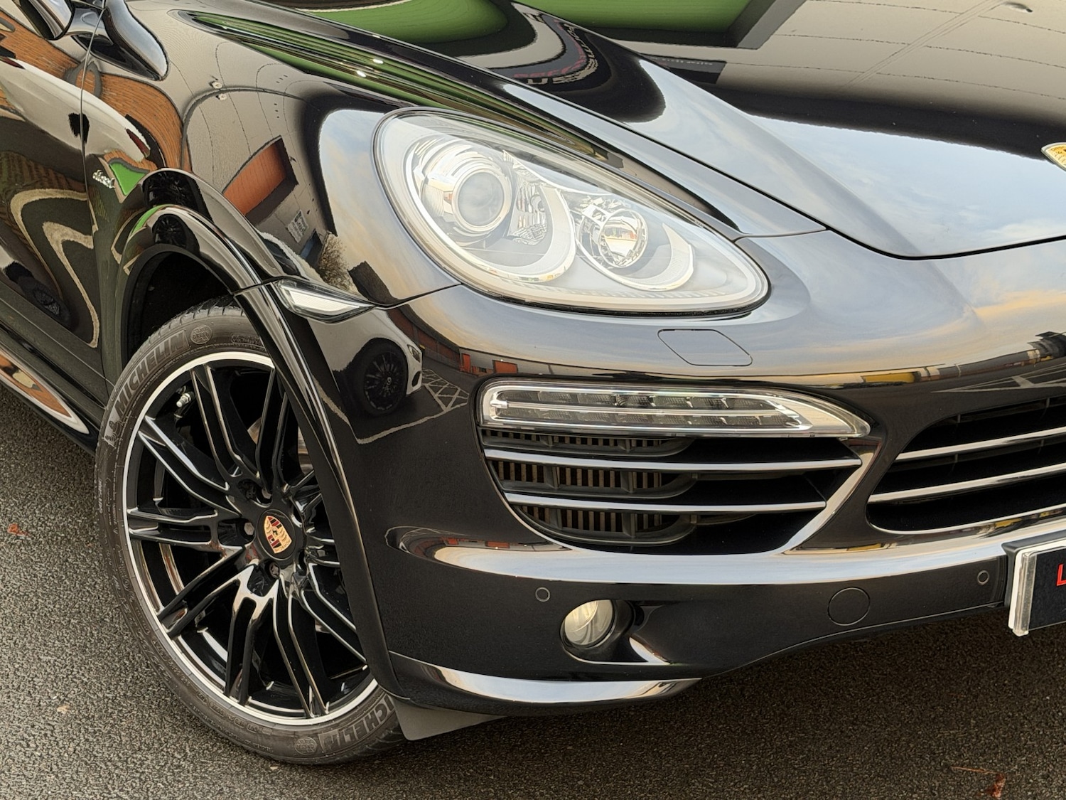 Used Porsche Cayenne 2013 for sale - 77228201: Photo 2