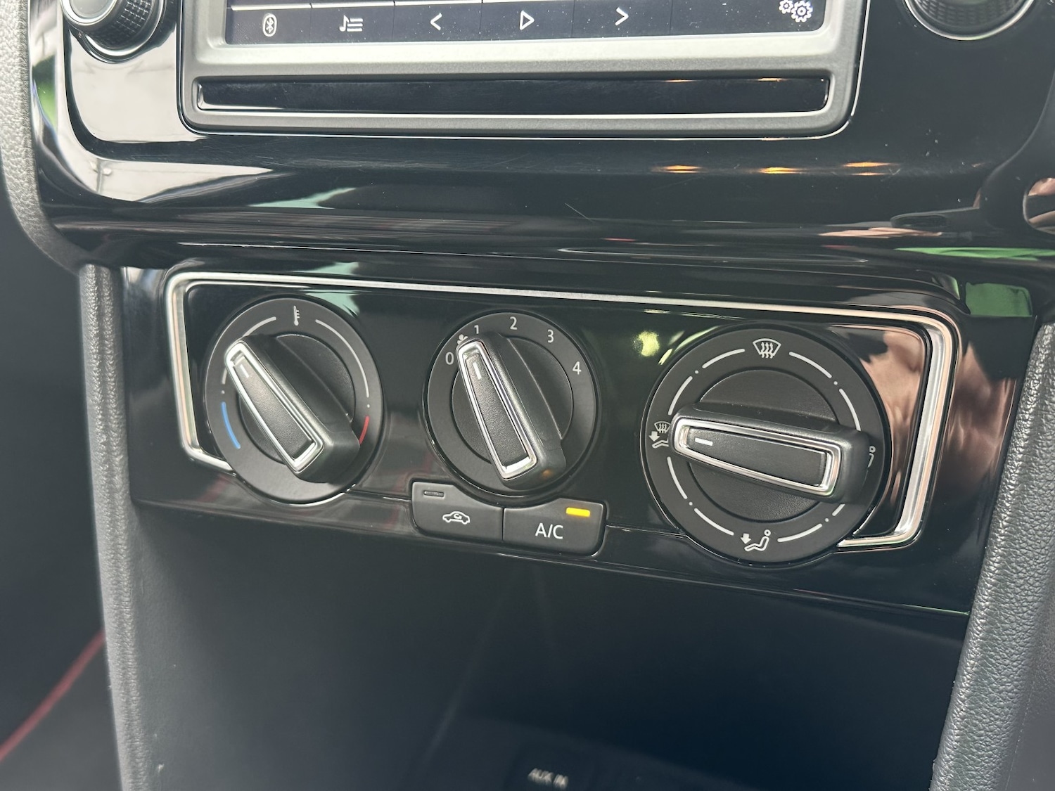 Used Volkswagen Polo 2015 for sale - 77792795: Photo 16