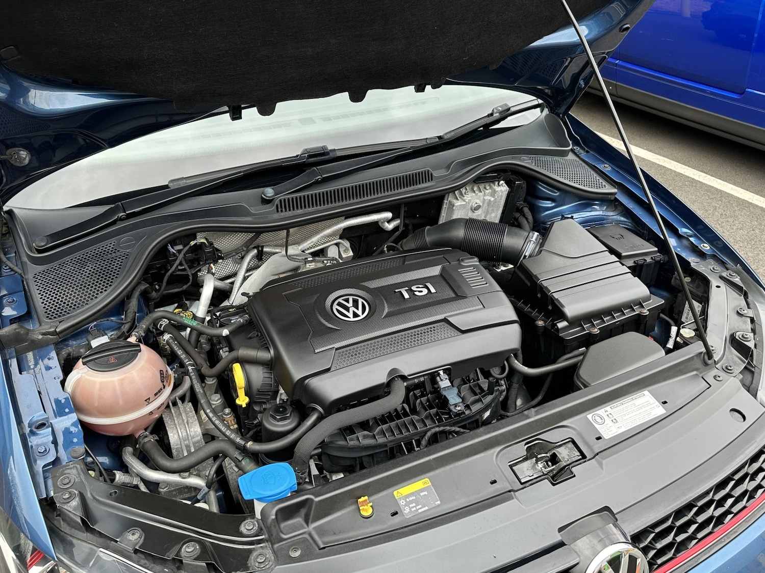 Used Volkswagen Polo 2015 for sale - 77792795: Photo 30