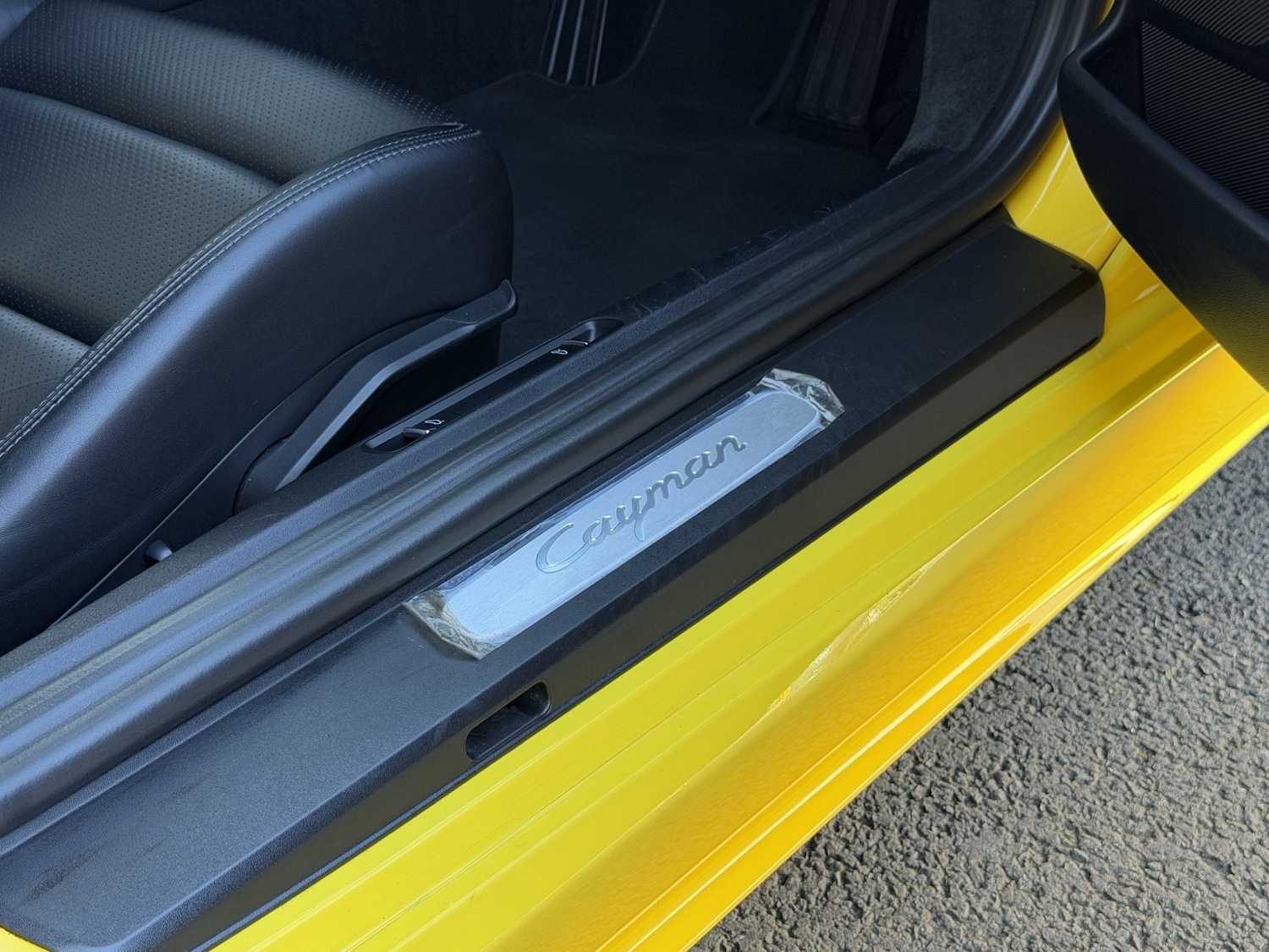 Used Porsche Cayman 2017 for sale - 77921267: Photo 13