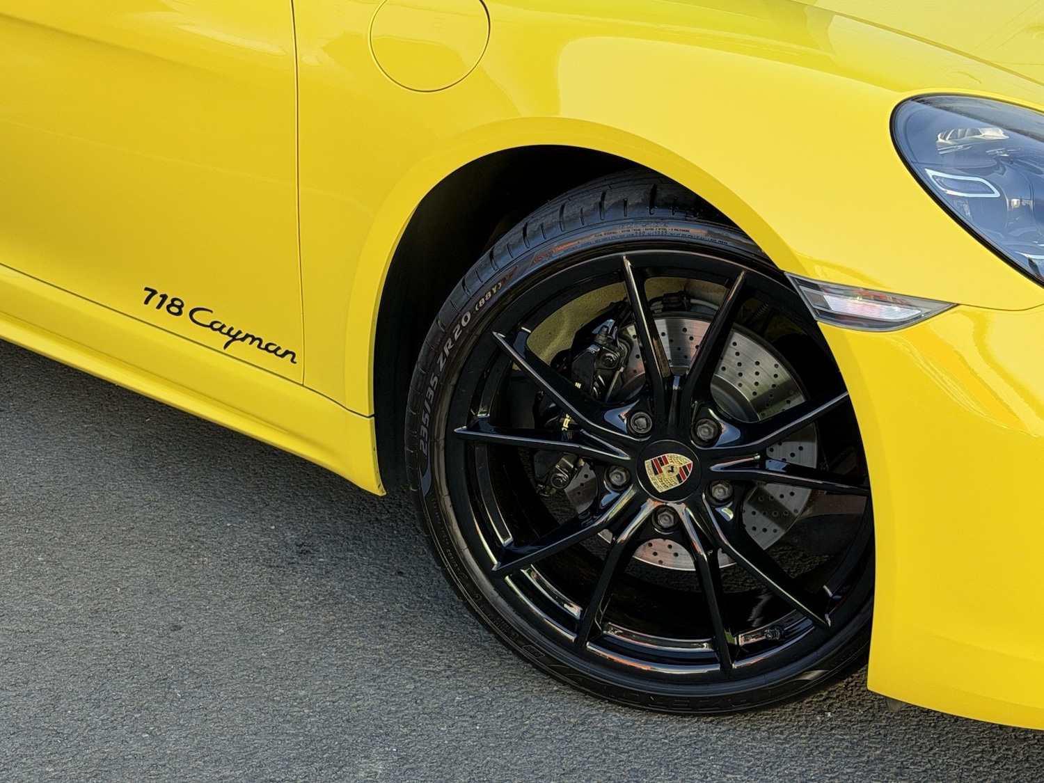 Used Porsche Cayman 2017 for sale - 77921267: Photo 2