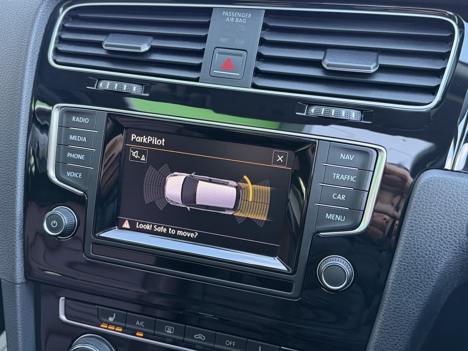 Used Volkswagen Golf 2014 for sale - 76643338: Photo 12