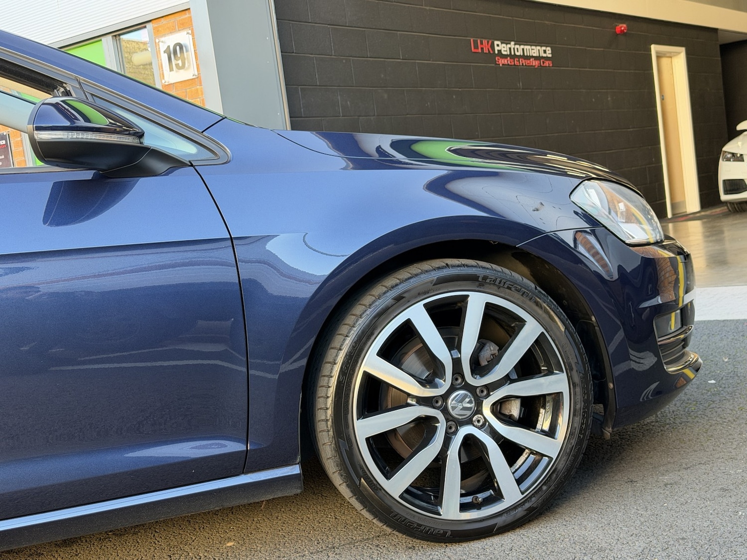 Used Volkswagen Golf 2014 for sale - 76643338: Photo 28