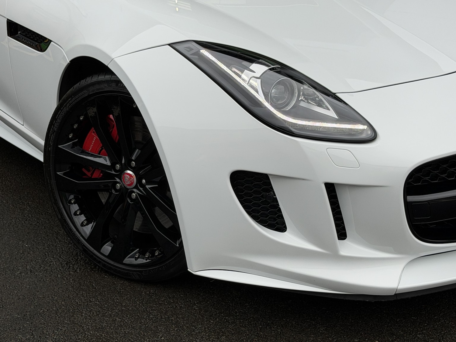 Used Jaguar F-Type 2014 for sale - 77289082: Photo 2