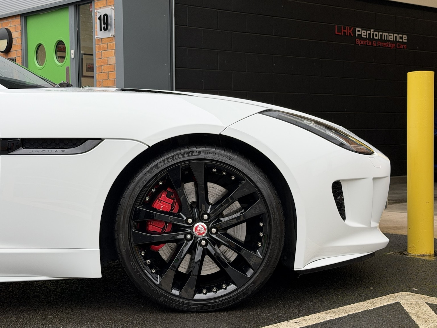 Used Jaguar F-Type 2014 for sale - 77289082: Photo 21