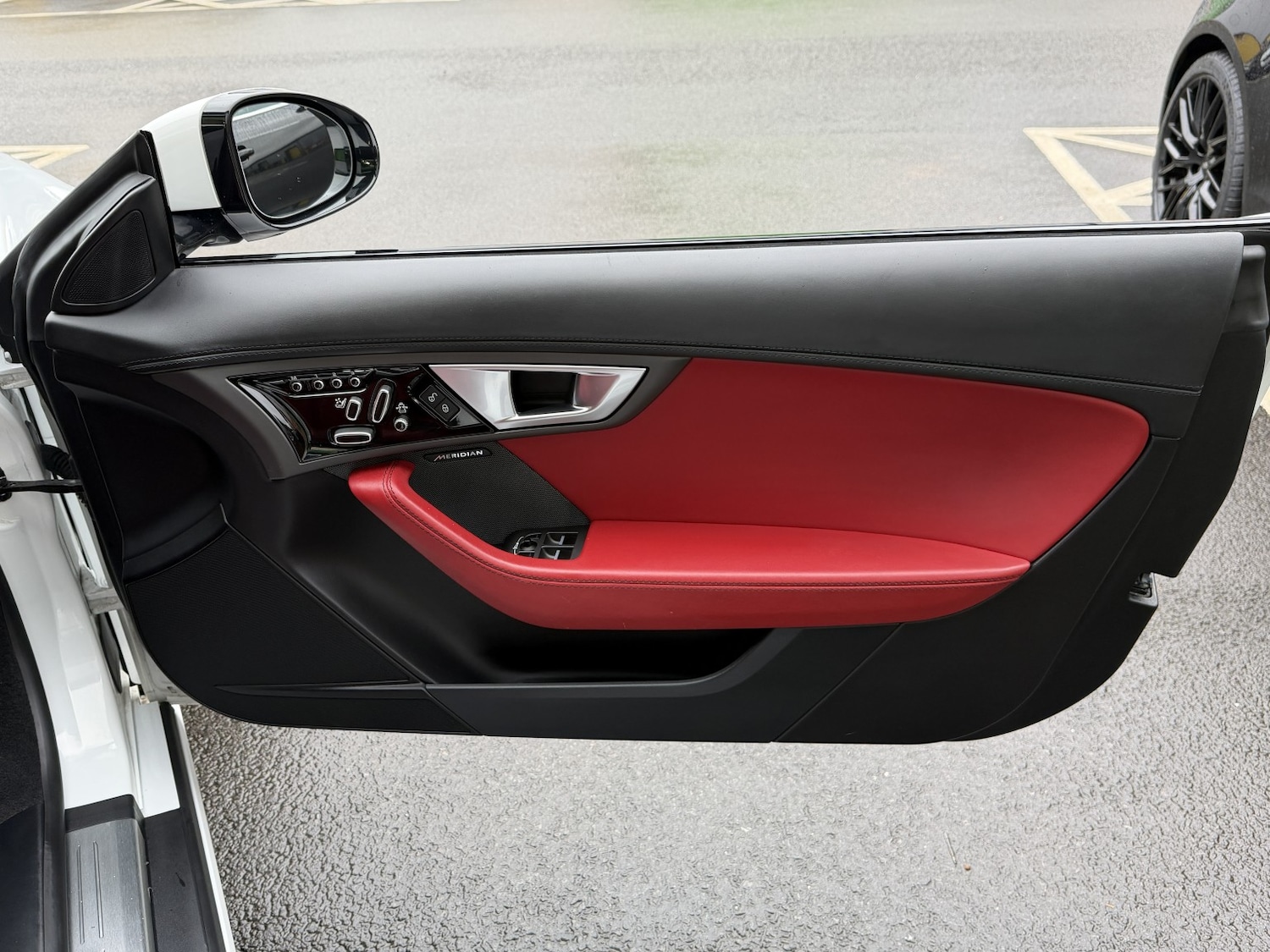 Used Jaguar F-Type 2014 for sale - 77289082: Photo 7