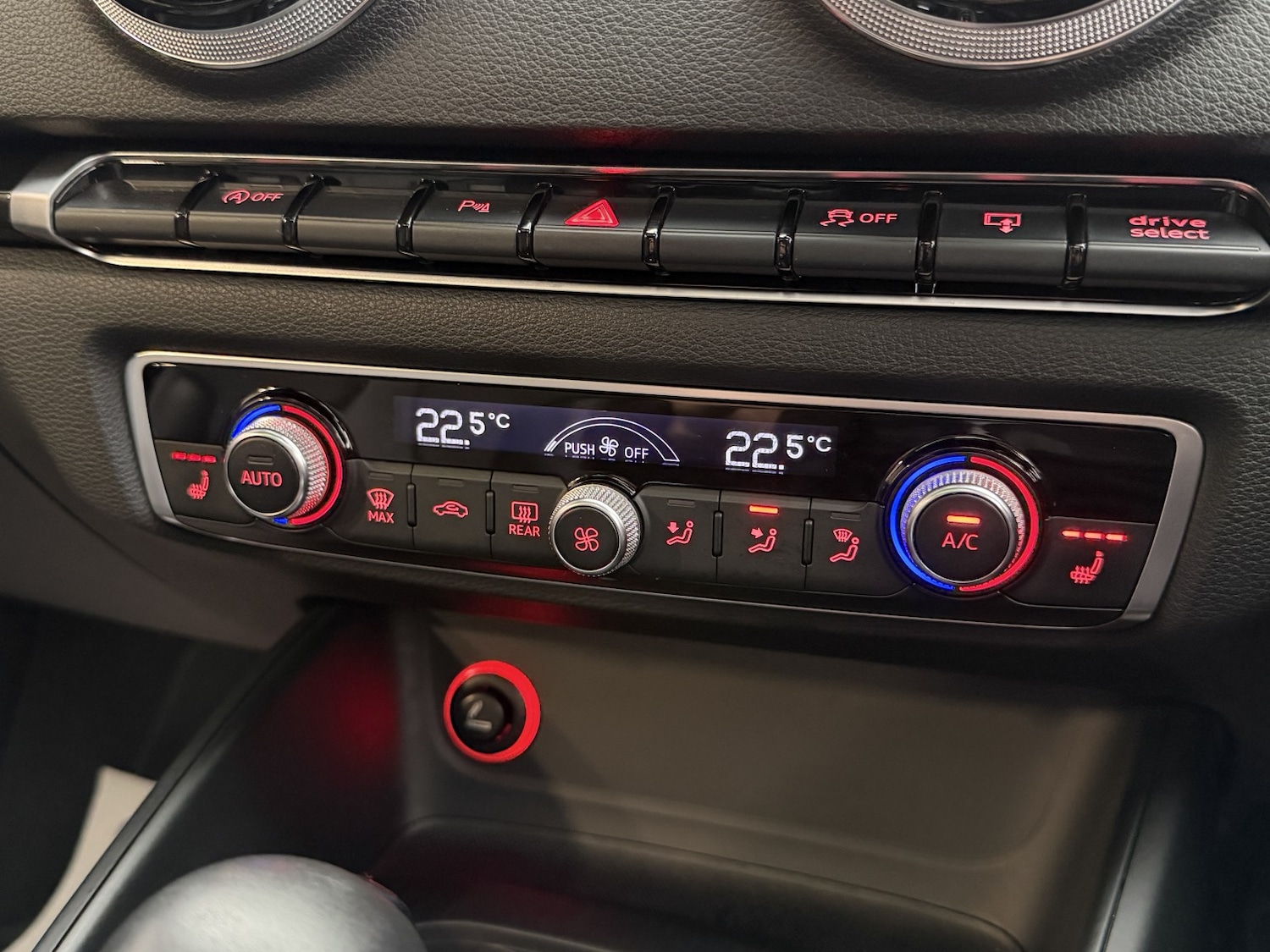 Used Audi S3 2017 for sale - 76334722: Photo 11