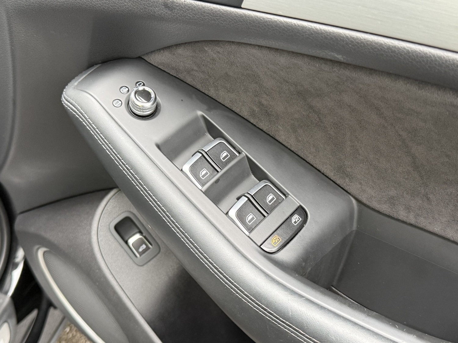 Used Audi Q5 2016 for sale - 77536077: Photo 25