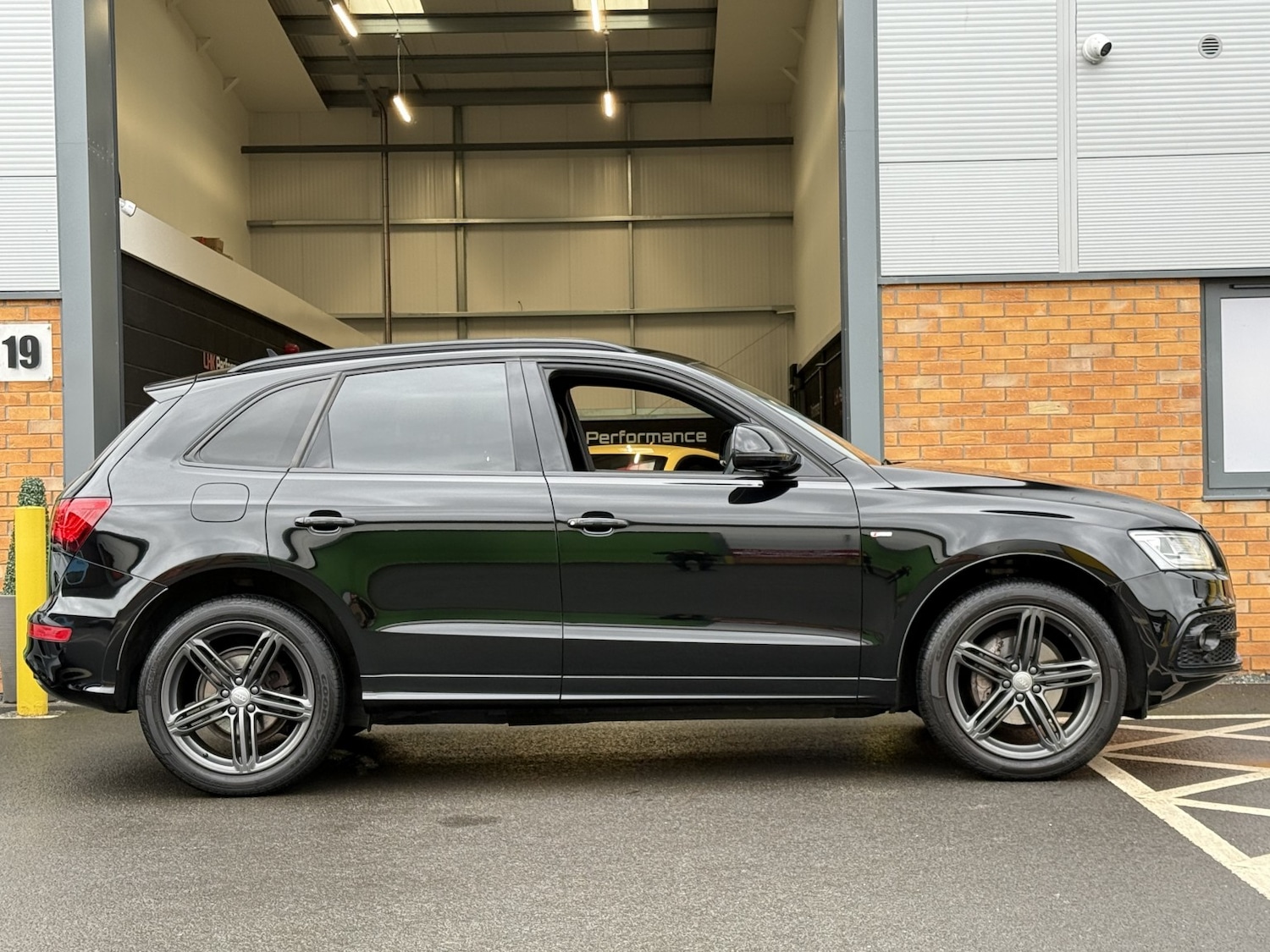 Used Audi Q5 2016 for sale - 77536077: Photo 9